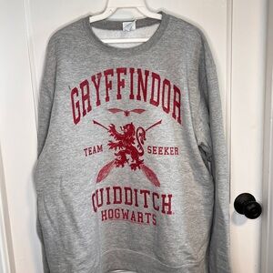 Gildan Gray Crewneck Sweatshirt with Red Gryffindor Crest